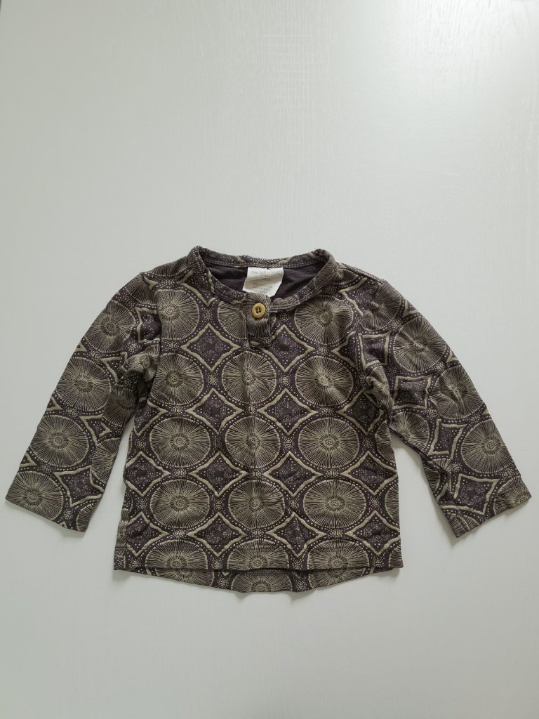 Kate Quinn Woods Beluga Batik 12-18 Months Long Sleeve Shirt Black Gray — image 3 of 5